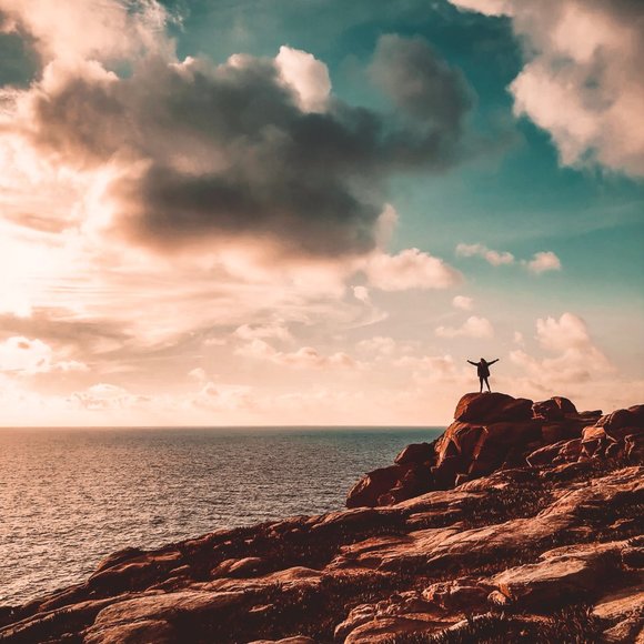 Meet your Posher, Becky - Picture 1 of 2